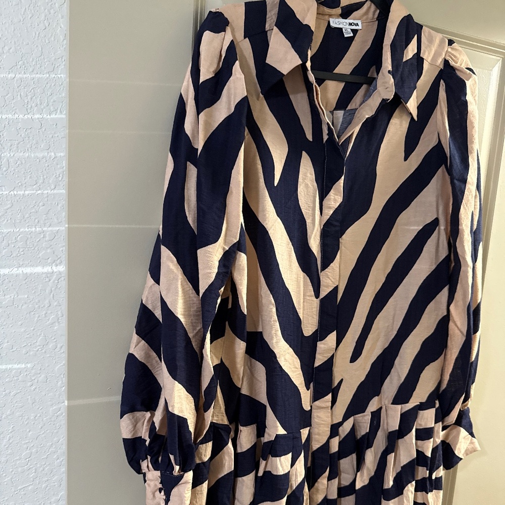 Women’s dress new without tag
